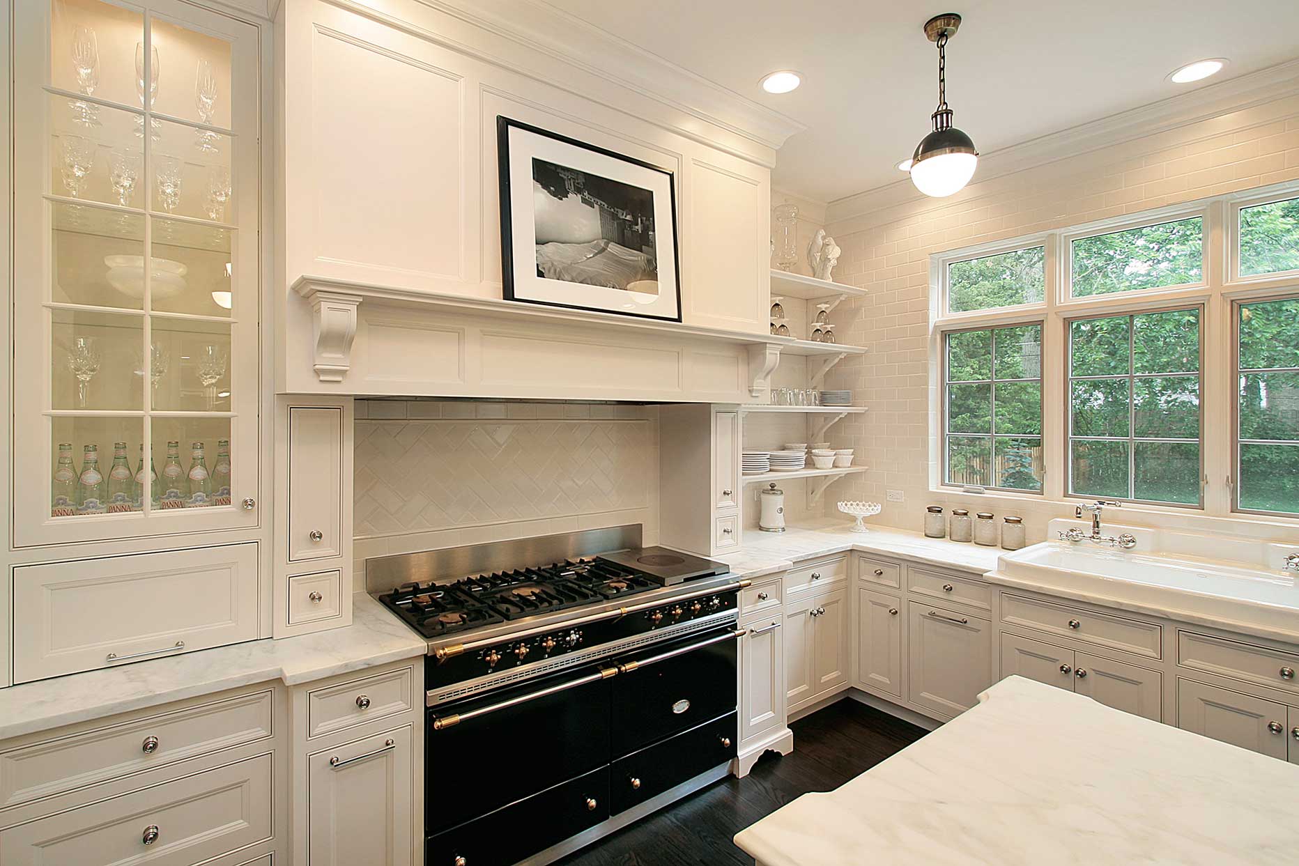 Black Hood Mantle White Kitchen Black Hood Mantle White Kitchen